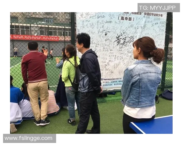 李军谈足球生涯:从青涩少年到职业球员的心路历程回顾 李军谈足球生涯:从青涩少年到职业球员的心路历程回顾