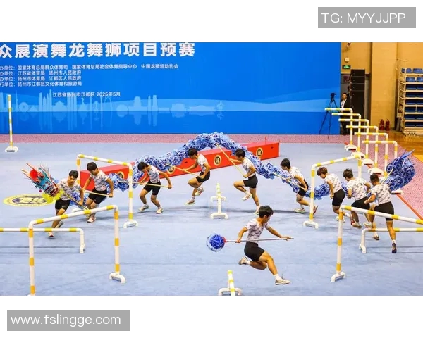 重庆羽毛球队在全运会积分榜上以63分稳居第一展现强劲实力 重庆羽毛球队在全运会积分榜上以63分稳居第一展现强劲实力