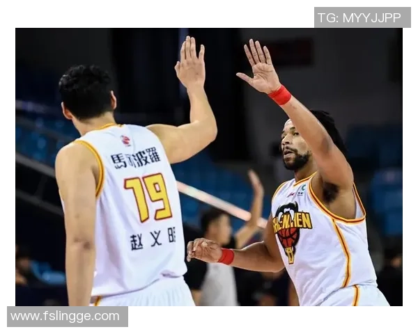 南京篮球队在世锦赛中的强势表现与未来发展潜力分析 南京篮球队在世锦赛中的强势表现与未来发展潜力分析