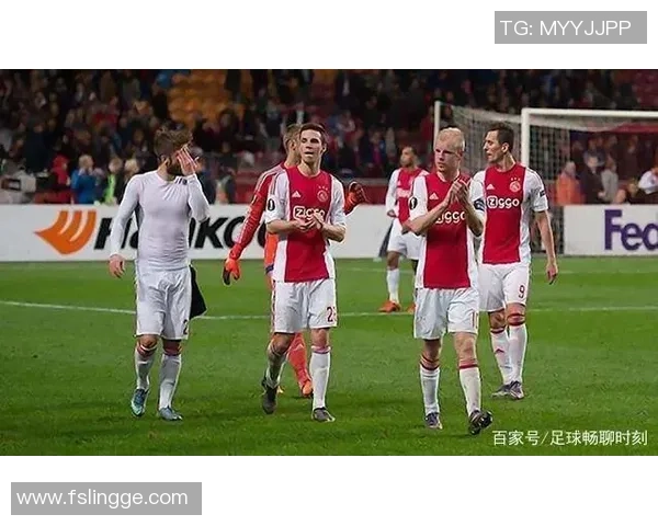 武汉足球队包夹战术解析及其对球队表现的影响探讨 武汉足球队包夹战术解析及其对球队表现的影响探讨